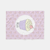 少女たちカワイトピンクのカップケーキマフィン&ネームキッズ フリースブランケット (正面(横))