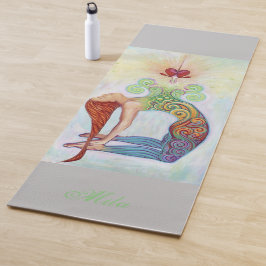 少女とチャクラ瞑想 ヨガマット