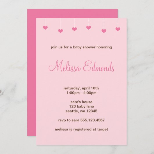少女のベビーシぶら下がったャワーの淡いピンクのハート 招待状 (正面/裏面)
