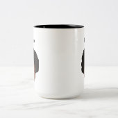 少女イラストレーションの黒い髪をパーソナライズ ツートーンマグカップ (中央)