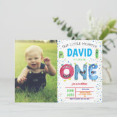 少年かわいい小さなモンスター第1誕生日と写真 招待状 (スタンド正面)