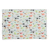 少年たちがかわいい森林生き物たちが狸と名乗る 枕カバー (正面右)