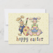 少年と女の子イースター絵画バニーのイースターエッグ カード (正面)