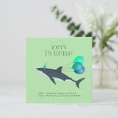少年のかわいい緑の海の大きな白サメ 招待状 (スタンド正面)