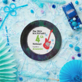 少年のロックスター誕生日とレッドギター ペーパープレート (パーティー)