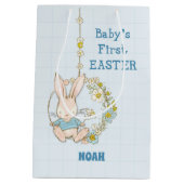 少年の最初の復活祭バニーの花のスイング ミディアムペーパーバッグ (裏面)