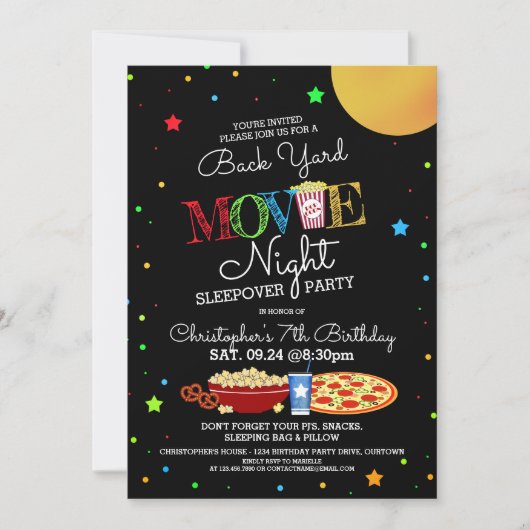 少年の裏庭の映画の夜の誕生日パーティー 招待状 (正面)
