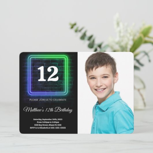 少年の誕生日写真 招待状 (スタンド正面)