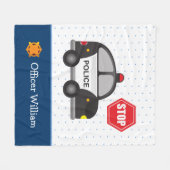 少年の警察官と車 フリースブランケット (正面(横))