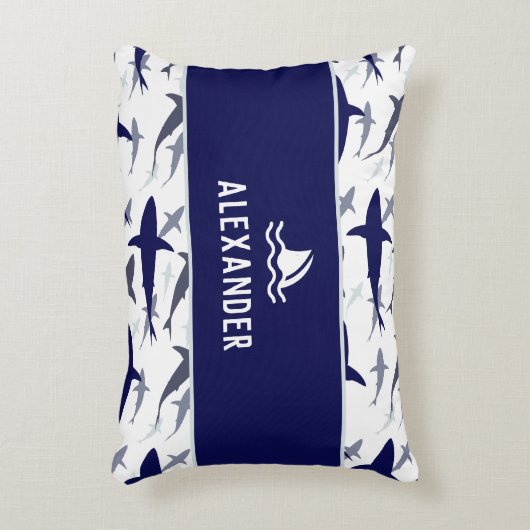 少年の青と白のサメ模様 アクセントクッション (正面(垂直))