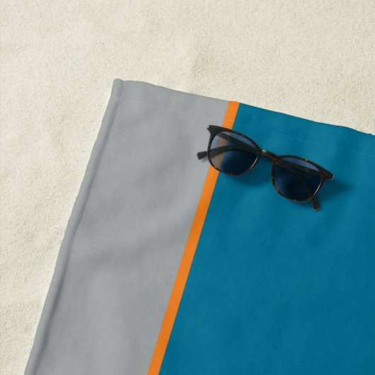 少年の騎士はグレーのコルトンレターc名のタオルをシールド ビーチタオル (インサイチュ)