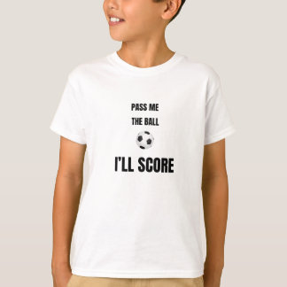 少年サッカーシャツ - ボールをパスして Tシャツ
