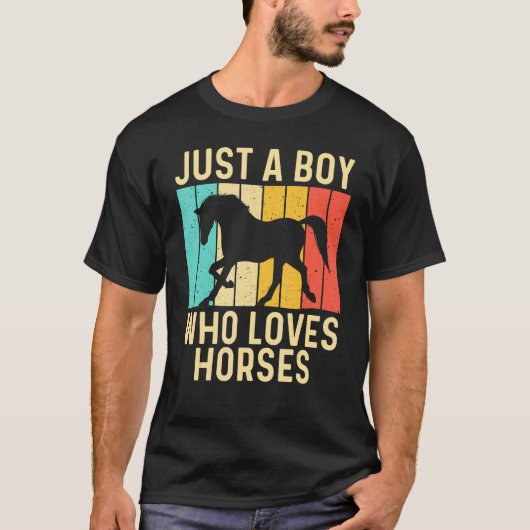 少年向けのかっこいい馬の乗馬競馬の馬 Tシャツ (正面)