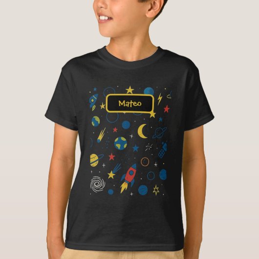 少年向けのロケットと星のギャラクシーTシャツ Tシャツ (正面)