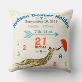 少年子供部屋ベビー誕生統計キリン矢印パターン クッション (正面)