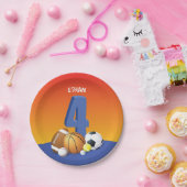 少年4歳の誕生日スポーツボール ペーパープレート (パーティー)