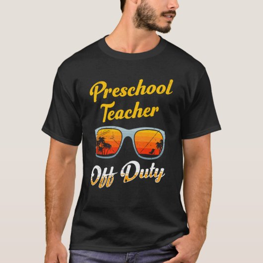 就学前の幼稚園教育者の勤務外先生 Tシャツ (正面)