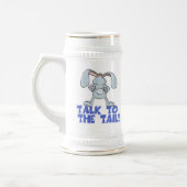 尾のウサギに話す ビールジョッキ (左)