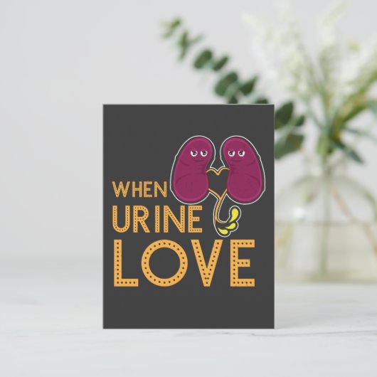 尿が腎臓のユーモアを好む時の腎臓のシャツ ポストカード (スタンド正面)