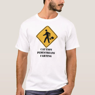 屁をしている注意の歩行者 Tシャツ