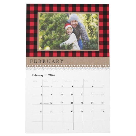 居心地のよく及び暖かい|赤いバッファローの格子縞のトナカイのモノグラム カレンダー (2月 2026)