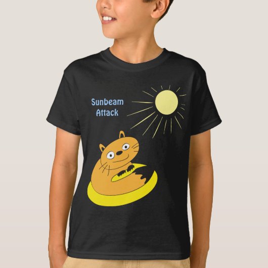 居心地の良いインドア派の猫 日向ぼっこ 冗談 イラスト Tシャツ (正面)