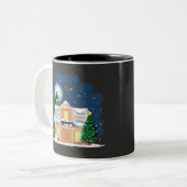 居心地の良いキャビン熱いココア&お気に入りのクリスマス映画 ツートーンマグカップ (正面左)