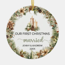 居心地の良いパステルグリーンとベージュクリスマスキャンドル