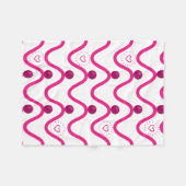 居心地の良いピンクの波とハートパターンブランケット フリースブランケット (正面(横))