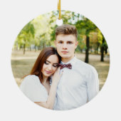 居心地の良いプレイド |赤と黒のバッファローのプレイド写真 セラミックオーナメント (裏面)