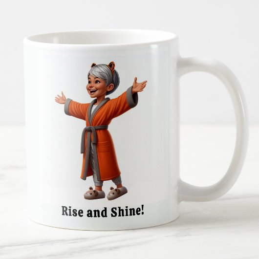 居心地の良いルームウェアを着た明るいシニア コーヒーマグカップ