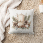 居心地の良い冬のキャンドルと松コーン装飾 クッション (ブランケット)