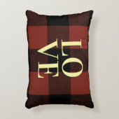 居心地の良い愛：赤と黒のプレイドフランネルデザイン アクセントクッション (正面(垂直))