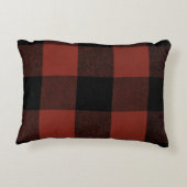 居心地の良い愛：赤と黒のプレイドフランネルデザイン アクセントクッション (裏面)