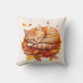 居心地の良い眠りジンジャーキャットピロー – Cream Edition クッション (正面)