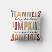 居心地の良い秋アクセント焚き火、パンプキンパッチ クッション (正面)