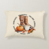 居心地の良い秋ビベス – ブーツ、パンプキンスパイス、焚き火 アクセントクッション (裏面)