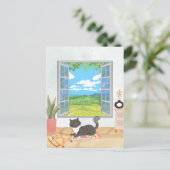 居心地の良い窓ホームリラックスインテリアと猫 ポストカード (スタンド正面)