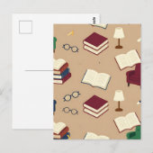 居心地の良い読書コーナーの本のパターン ポストカード (正面/裏面)