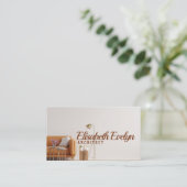 居間のインテリアの暖かい調子の壁にリスが付いている 名刺 (スタンド正面)