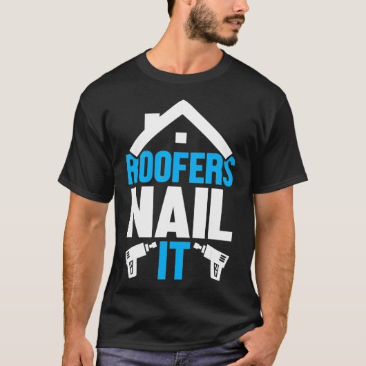屋上屋根おもしろい爪、 ネイルパン建築ノベルティ Tシャツ (正面)
