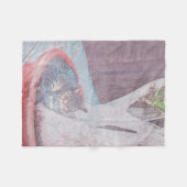 屋外で眠る猫のデジタルアート 水彩画 フリースブランケット (正面(横))