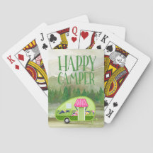 屋外のキャンピングカーのトランプ