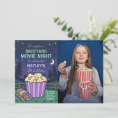 屋外バックヤード映画の夜の誕生日写真 招待状 (スタンド正面)