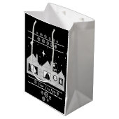 屋根の上にサックが黒と白のかわいいサンタ ミディアムペーパーバッグ (正面アングル)