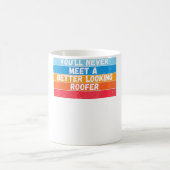 屋根の上の贈り物に出会うことはない コーヒーマグカップ (中央)