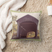 屋根付き橋 クッション (ブランケット)