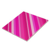 層状ストライプキャンディ明るい赤紫色 – ピンク タイル (側面)