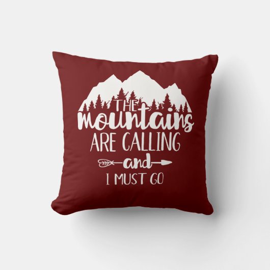 山々が呼び寄せているから真っ赤に染まらなけりゃならぬ クッション (正面)