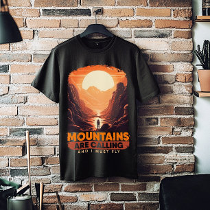 山おもしろい天文学の恋人火星山 Tシャツ